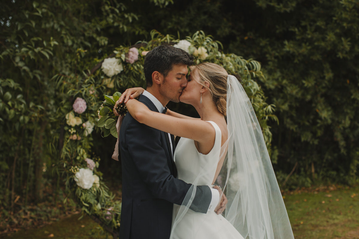 paulahuertasgaja@gmail.com 