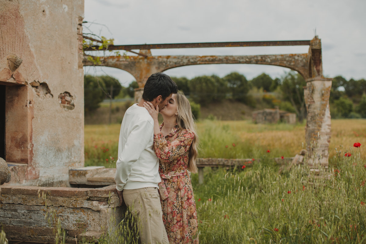 Preboda campo de amapolas